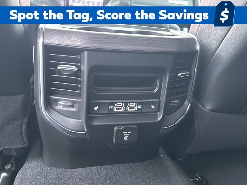 Ram 3500 Vehicle Full-screen Gallery Image 18