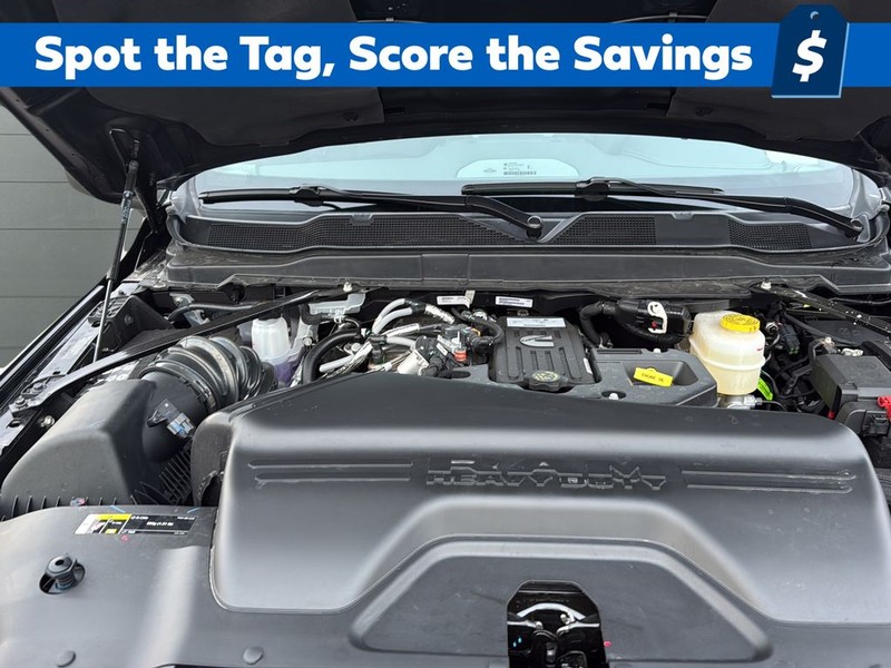 Ram 3500 Vehicle Full-screen Gallery Image 20