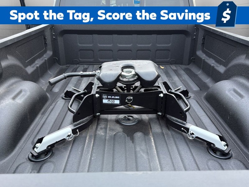 Ram 3500 Vehicle Full-screen Gallery Image 29