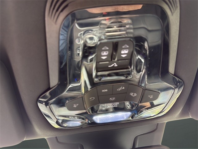 Alfa Romeo Stelvio Vehicle Full-screen Gallery Image 25