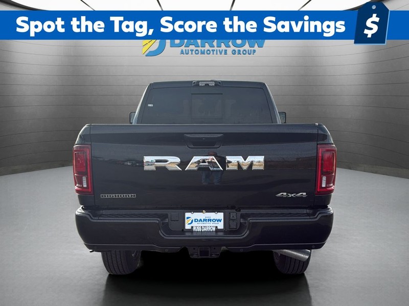 Ram 2500 Vehicle Full-screen Gallery Image 4