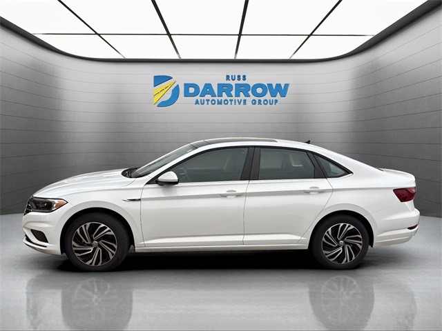 Volkswagen Jetta Vehicle Full-screen Gallery Image 2