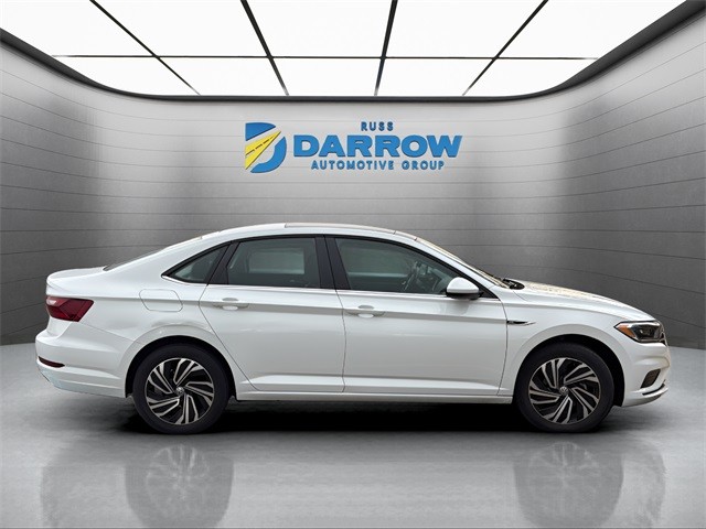 Volkswagen Jetta Vehicle Full-screen Gallery Image 6