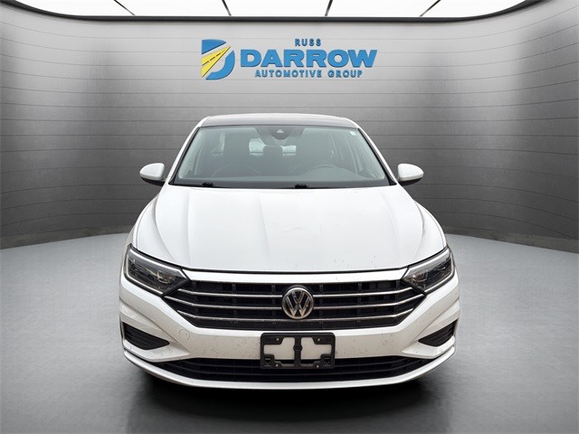 Volkswagen Jetta Vehicle Full-screen Gallery Image 8