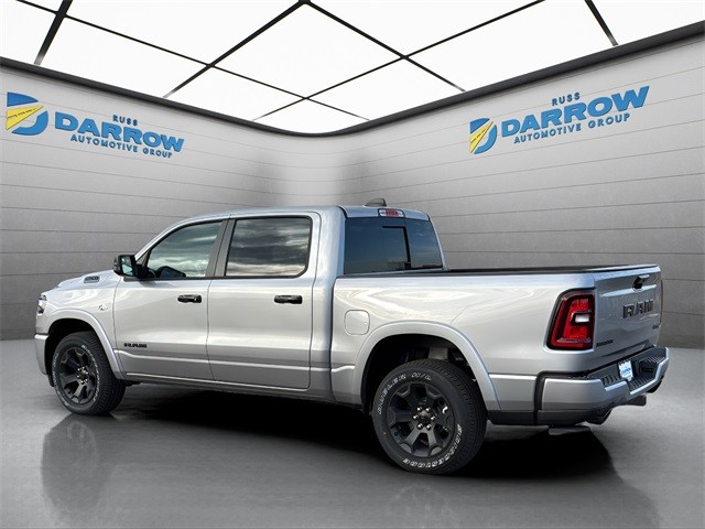 Ram 1500 Vehicle Full-screen Gallery Image 3