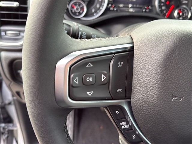 Ram 1500 Vehicle Full-screen Gallery Image 9