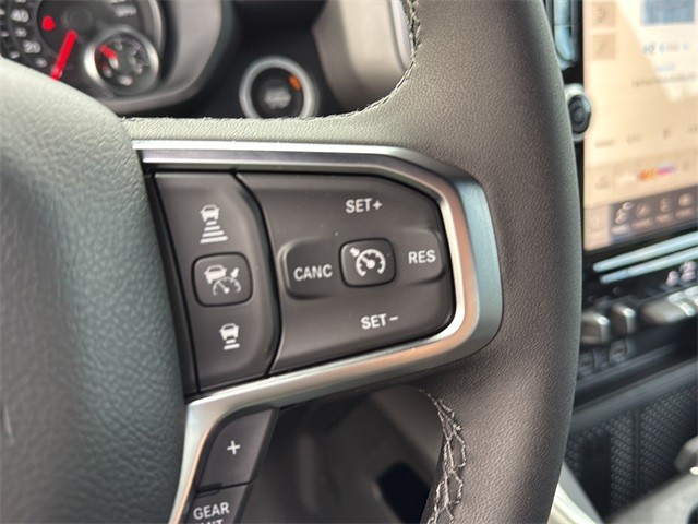 Ram 1500 Vehicle Full-screen Gallery Image 18