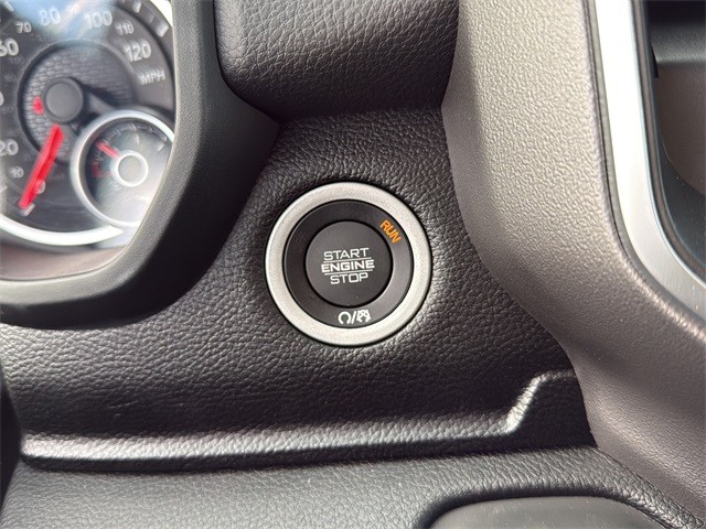 Ram 1500 Vehicle Full-screen Gallery Image 23