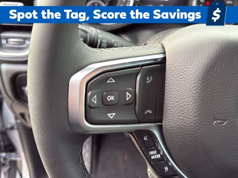 Ram 1500 Vehicle Full-screen Gallery Image 9