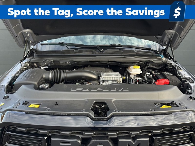 Ram 1500 Vehicle Full-screen Gallery Image 19