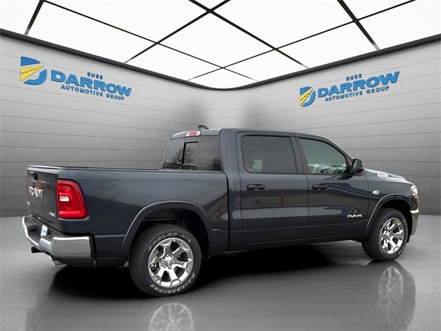 Ram 1500 Vehicle Full-screen Gallery Image 5