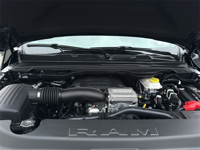Ram 1500 Vehicle Full-screen Gallery Image 19