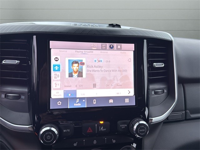 Ram 1500 Vehicle Full-screen Gallery Image 20