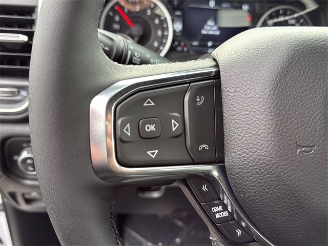 Ram 1500 Vehicle Full-screen Gallery Image 9