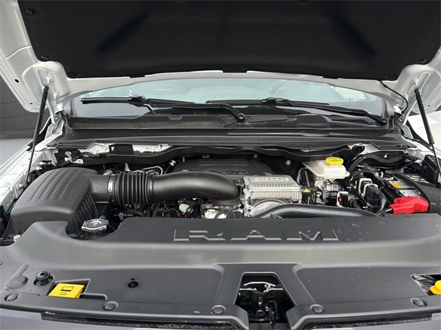 Ram 1500 Vehicle Full-screen Gallery Image 19