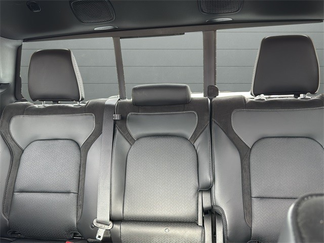 Ram 1500 Vehicle Full-screen Gallery Image 26