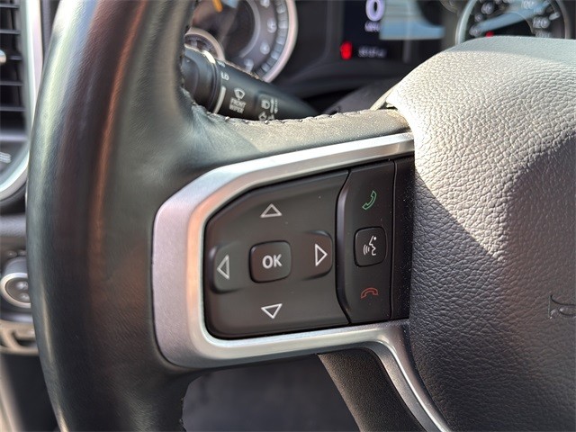 Ram 1500 Vehicle Full-screen Gallery Image 9