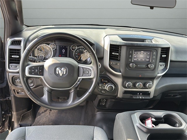 Ram 1500 Vehicle Full-screen Gallery Image 12