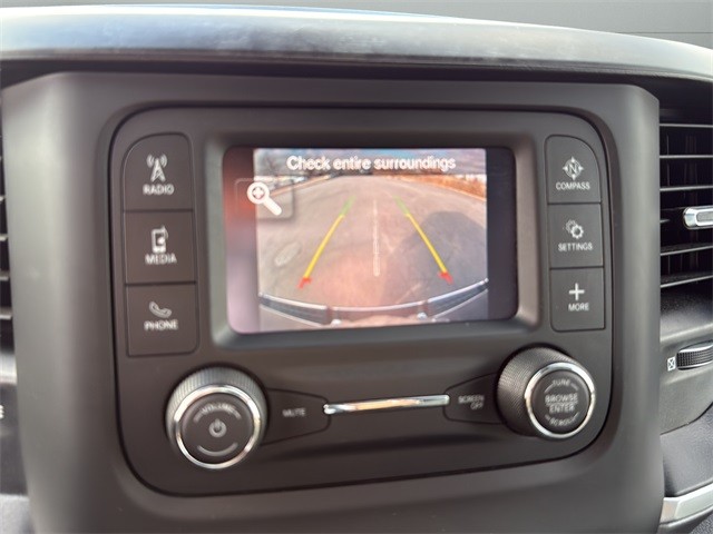 Ram 1500 Vehicle Full-screen Gallery Image 20