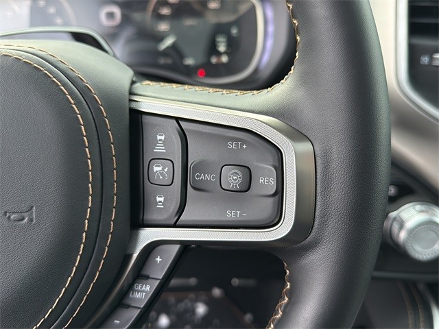 Ram 1500 Vehicle Full-screen Gallery Image 19