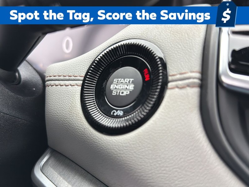 Jeep Compass Vehicle Full-screen Gallery Image 24