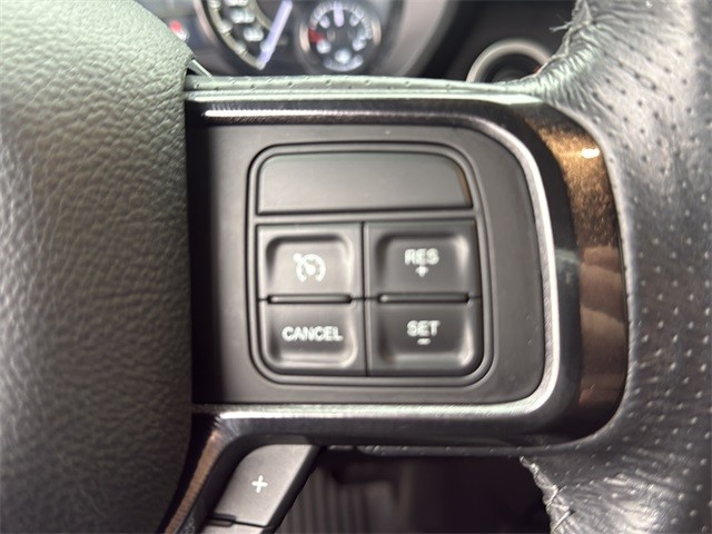 Ram 2500 Vehicle Full-screen Gallery Image 17