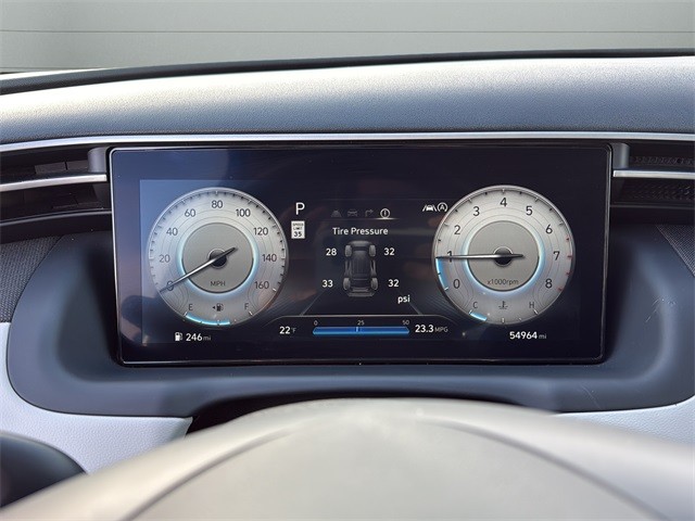 Hyundai Tucson Vehicle Full-screen Gallery Image 13