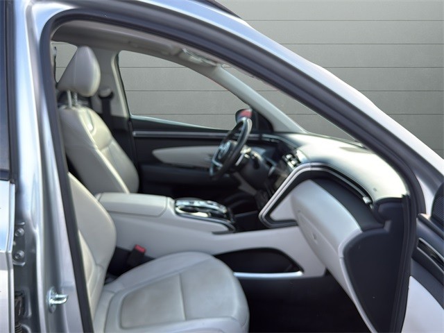 Hyundai Tucson Vehicle Full-screen Gallery Image 15