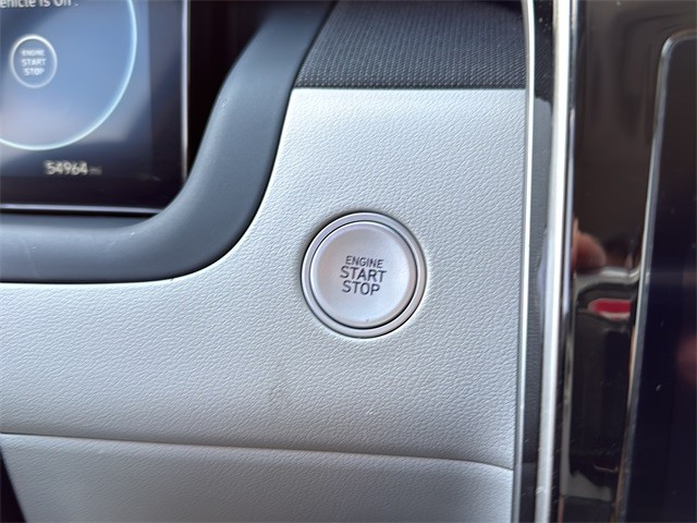 Hyundai Tucson Vehicle Full-screen Gallery Image 24