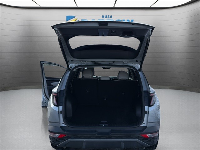 Hyundai Tucson Vehicle Full-screen Gallery Image 25