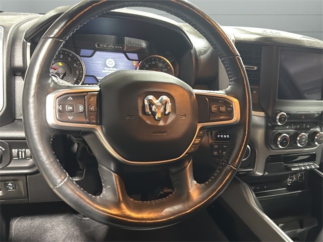 Ram 1500 Vehicle Full-screen Gallery Image 24