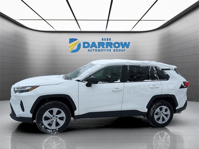 Toyota RAV4 Vehicle Full-screen Gallery Image 2