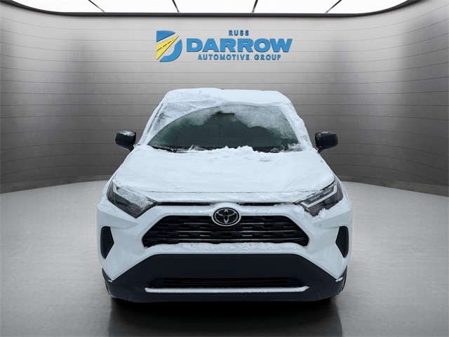 Toyota RAV4 Vehicle Full-screen Gallery Image 8