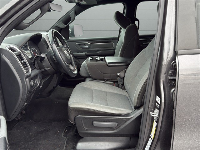 Ram 1500 Vehicle Full-screen Gallery Image 10