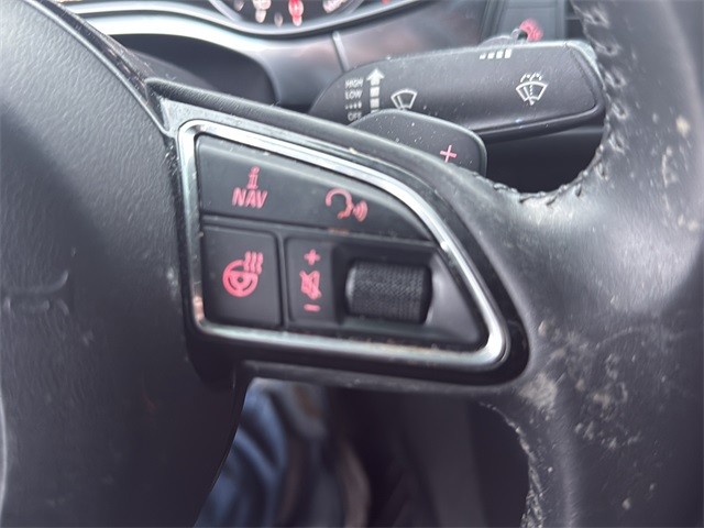 Audi A6 Vehicle Full-screen Gallery Image 11