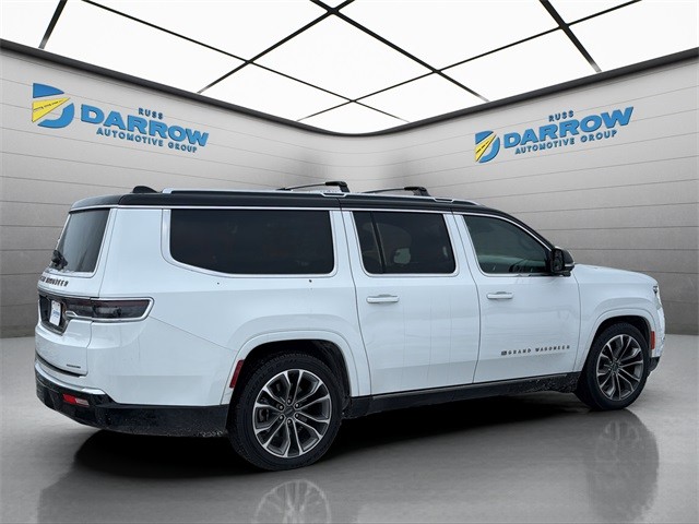 Jeep Grand Wagoneer L Vehicle Full-screen Gallery Image 5