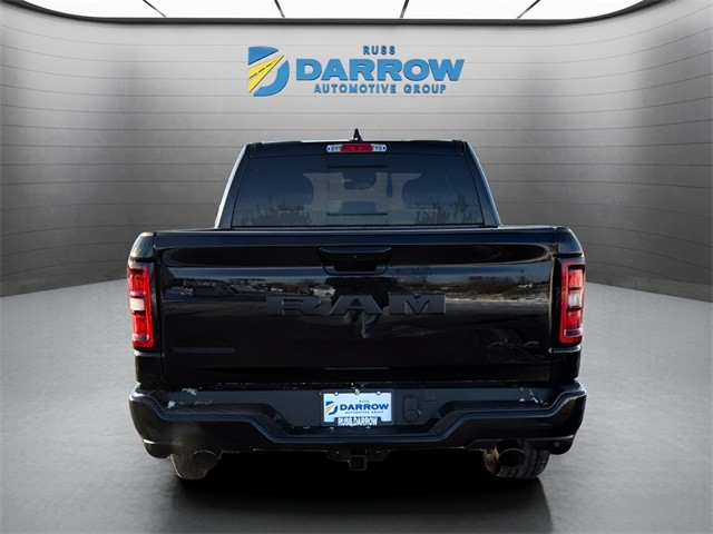 Ram 1500 Vehicle Full-screen Gallery Image 4