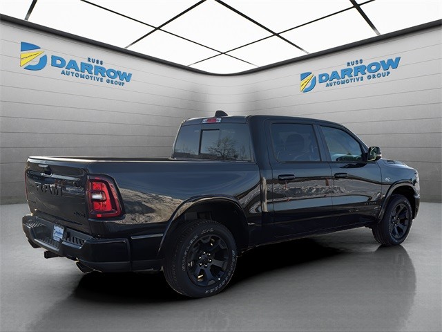 Ram 1500 Vehicle Full-screen Gallery Image 5
