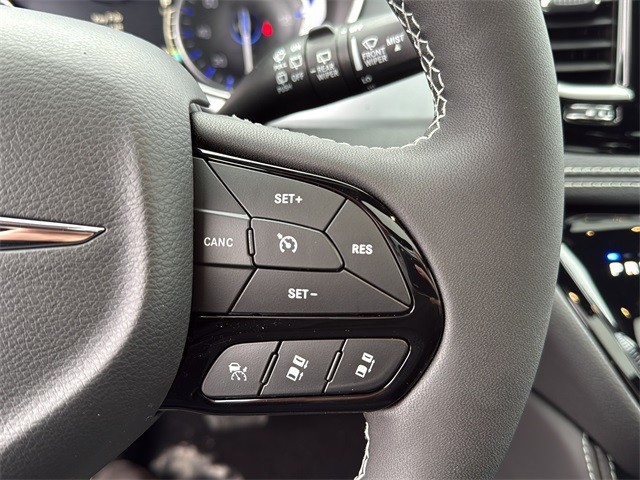 Chrysler Pacifica Vehicle Full-screen Gallery Image 18