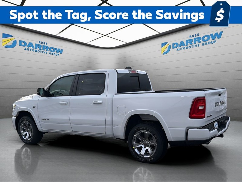 Ram 1500 Vehicle Full-screen Gallery Image 3