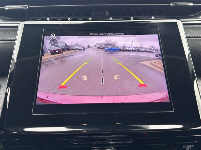 Jeep Grand Cherokee L Vehicle Full-screen Gallery Image 23