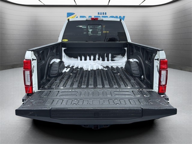 Ford Super Duty F-350 SRW Vehicle Full-screen Gallery Image 28