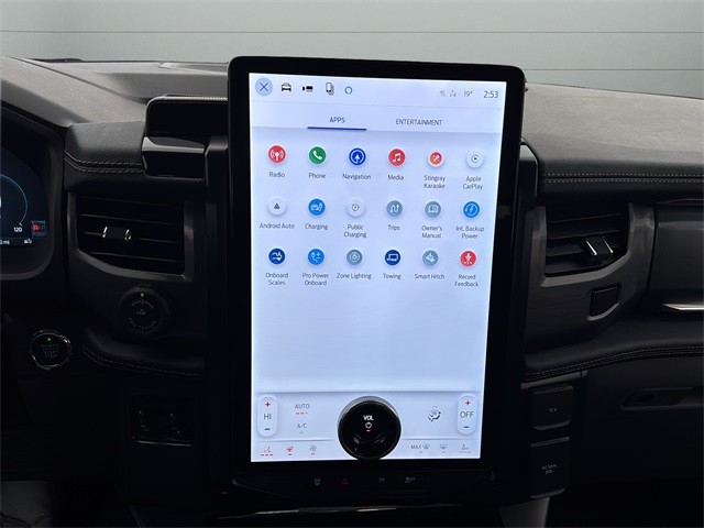 Ford F-150 Lightning Vehicle Full-screen Gallery Image 22