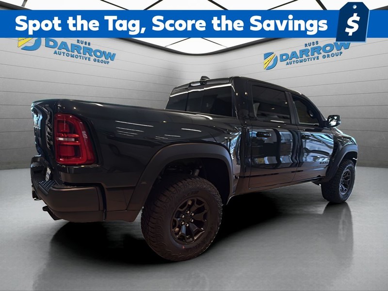 Ram 1500 Vehicle Full-screen Gallery Image 5