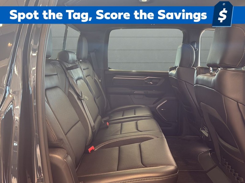 Ram 1500 Vehicle Full-screen Gallery Image 14