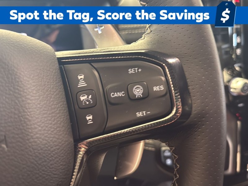 Ram 1500 Vehicle Full-screen Gallery Image 19