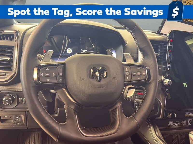 Ram 1500 Vehicle Full-screen Gallery Image 28