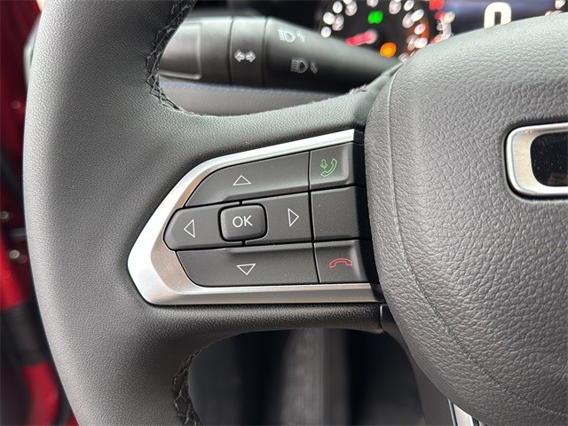 Jeep Compass Vehicle Full-screen Gallery Image 9