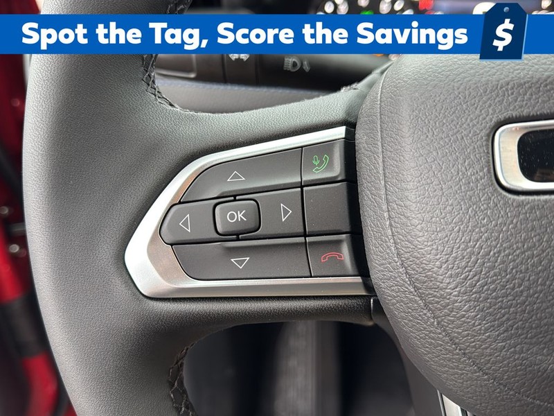 Jeep Compass Vehicle Full-screen Gallery Image 9