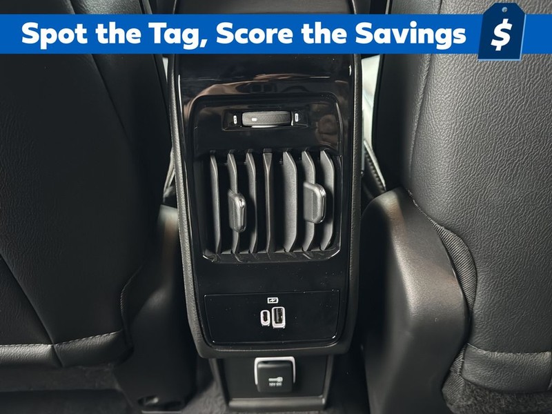 Jeep Compass Vehicle Full-screen Gallery Image 17